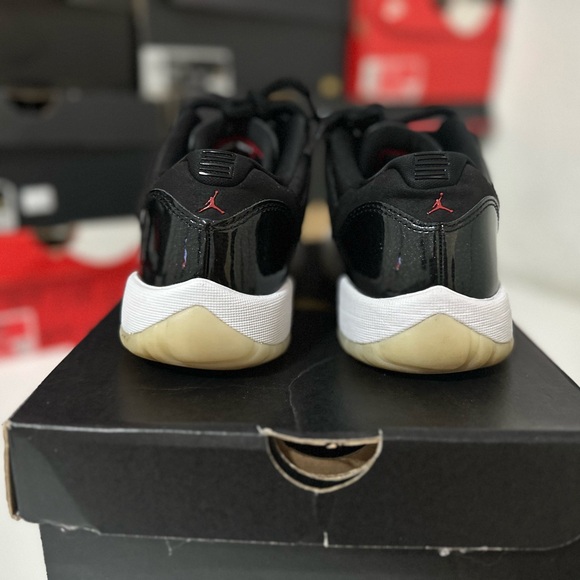 Jordan 11 Retro Low 72-10 (GS) - Picture 4 of 9